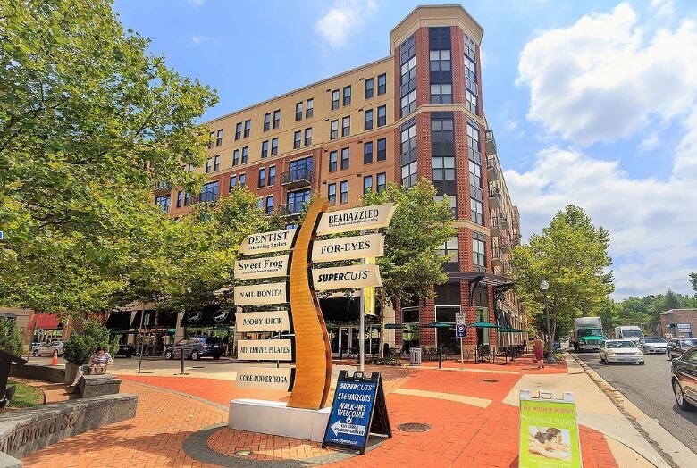 Primary Photo Of 444 W Broad St, Falls Church Apartments For Lease