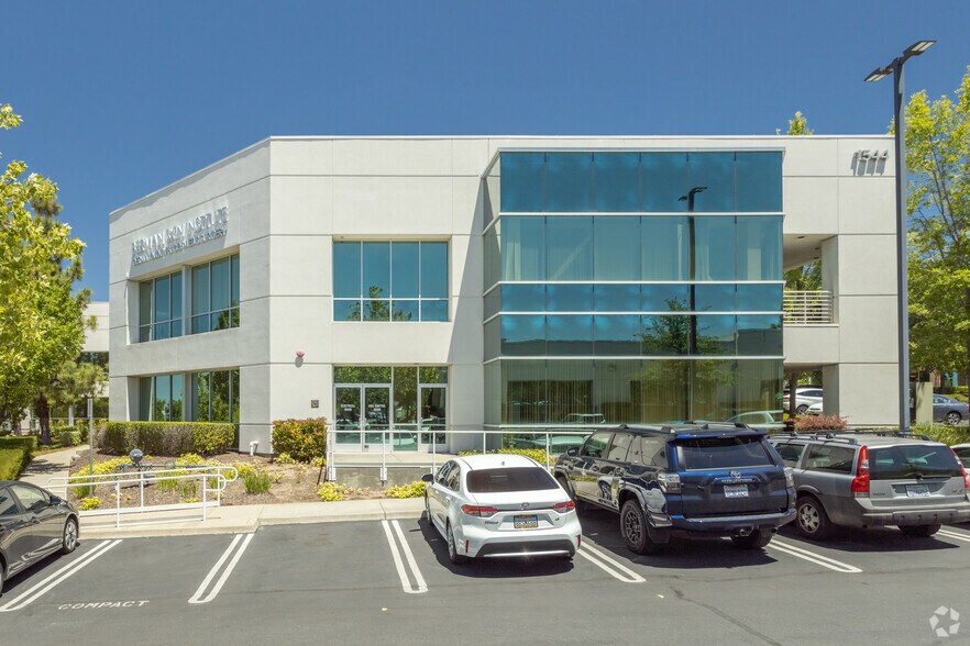 More Photos Of 1552 Eureka Rd, Roseville Unknown For Lease