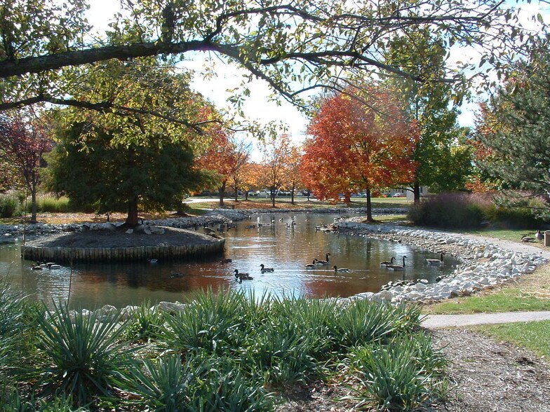 More Photos Of 2280 Schuetz Rd, Maryland Heights Office For Sale