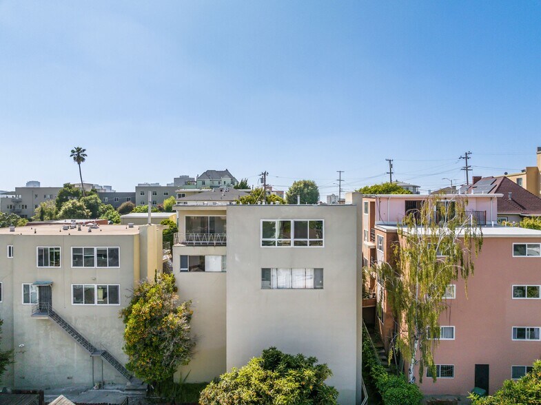 More Photos Of 498 Capital St, Oakland Apartments For Sale