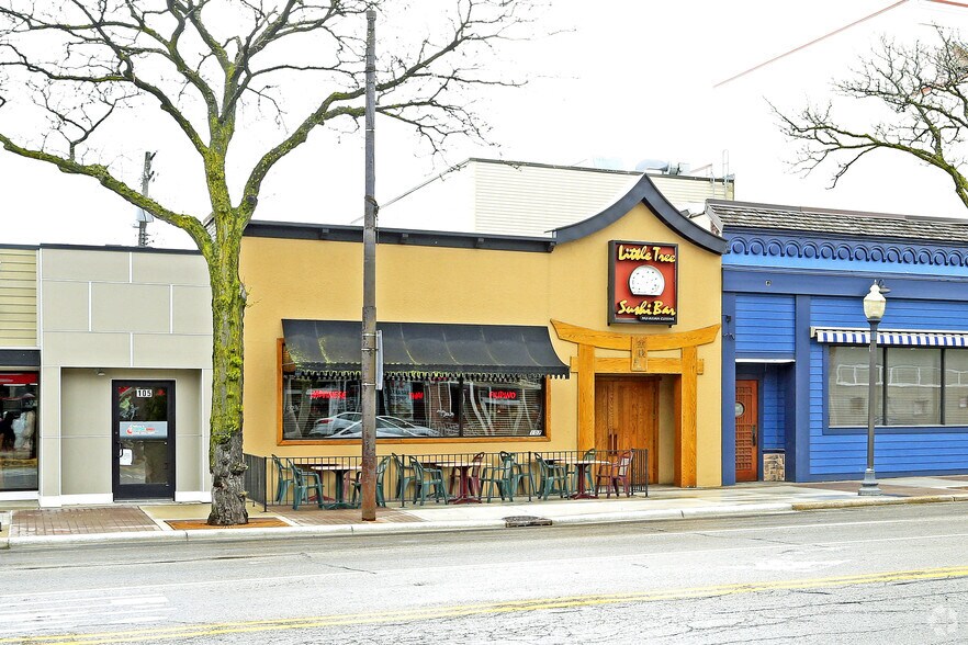 More Photos Of 107 S Main St, Royal Oak Storefront For Lease