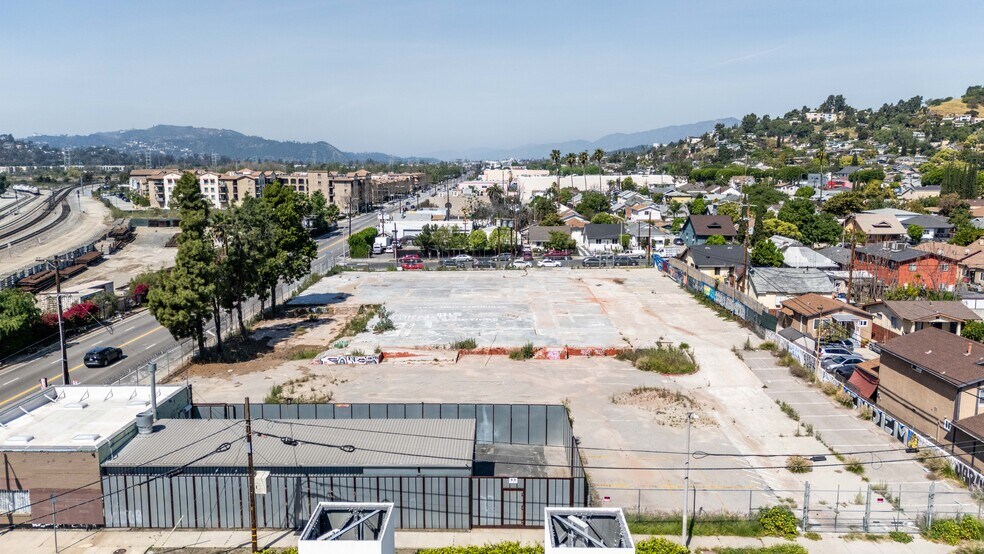 More Photos Of 1150 N San Fernando Rd, Los Angeles Land For Sale