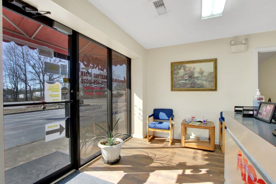 More Photos Of 9296 S Main St, Jonesboro Service For Sale