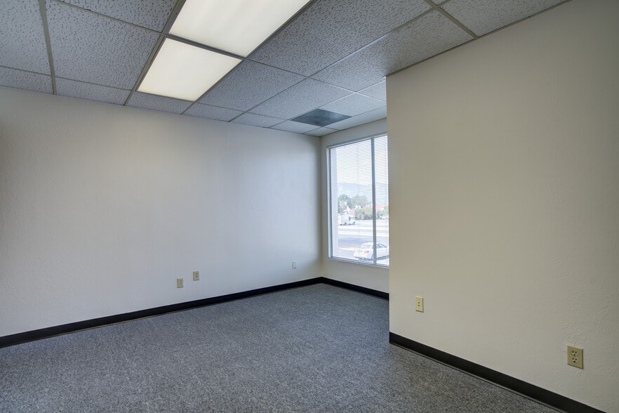 More Photos Of 225 S Academy Blvd, Colorado Springs Office For Sale