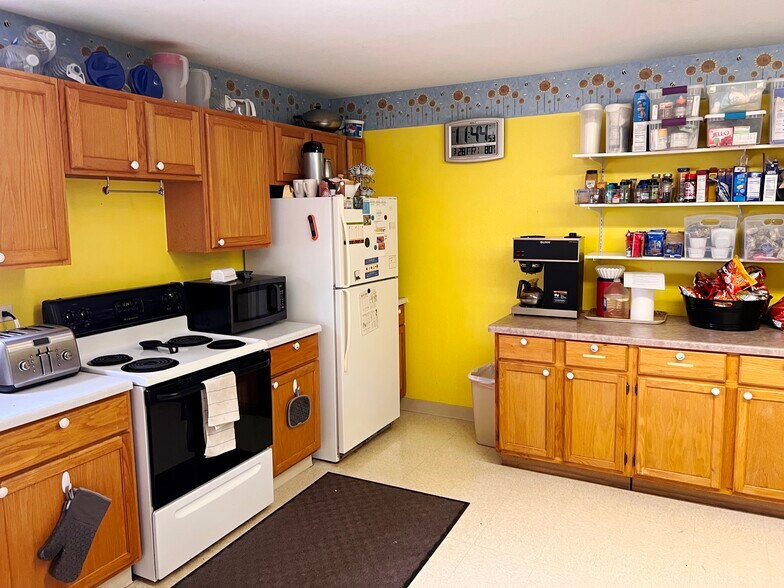 More Photos Of 12763 County Road 1 SW, Pillager Service For Sale