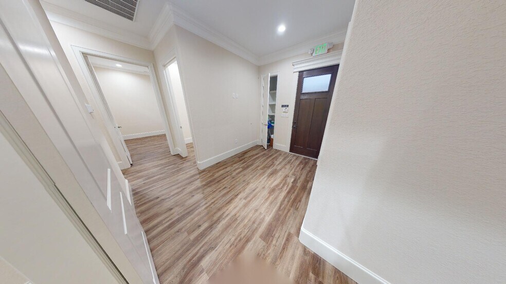 More Photos Of 11023 Northpointe Blvd, Tomball Medical For Sale