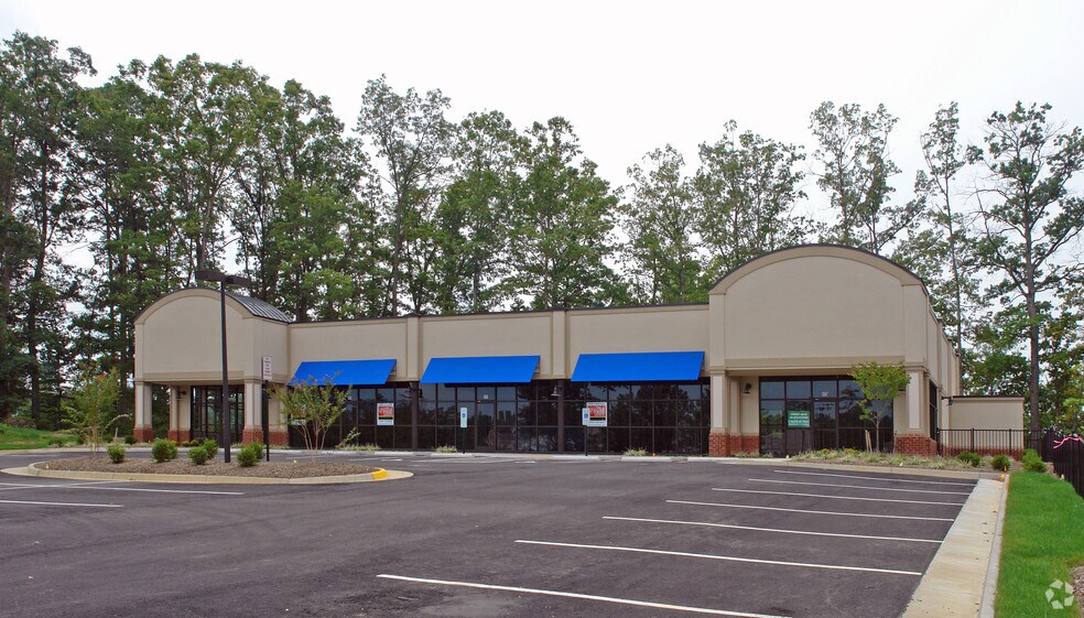 More Photos Of 13541-13549 Waterford Pl, Midlothian Freestanding For Lease