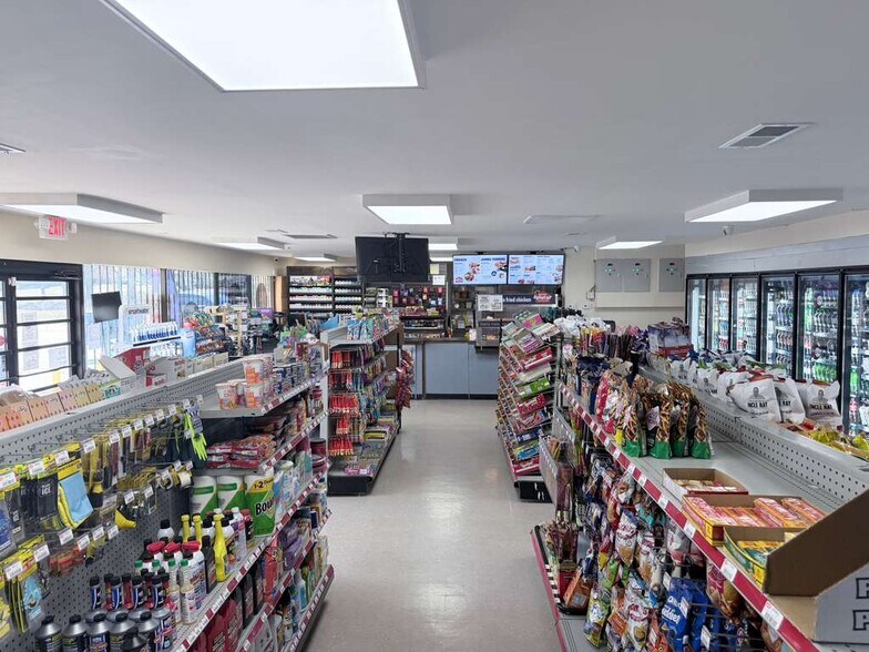 More Photos Of 8931 Us-52, Wadesboro General Retail For Sale