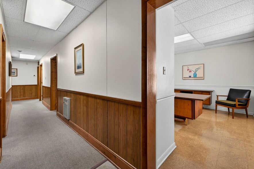 More Photos Of 314 N Braddock St, Winchester Office For Sale