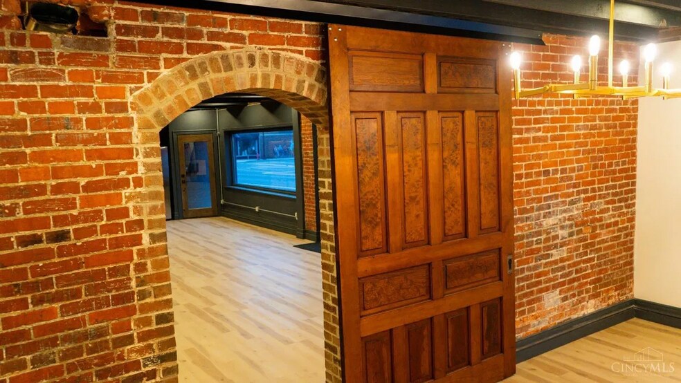 More Photos Of 108 E Main St, Blanchester General Retail For Lease