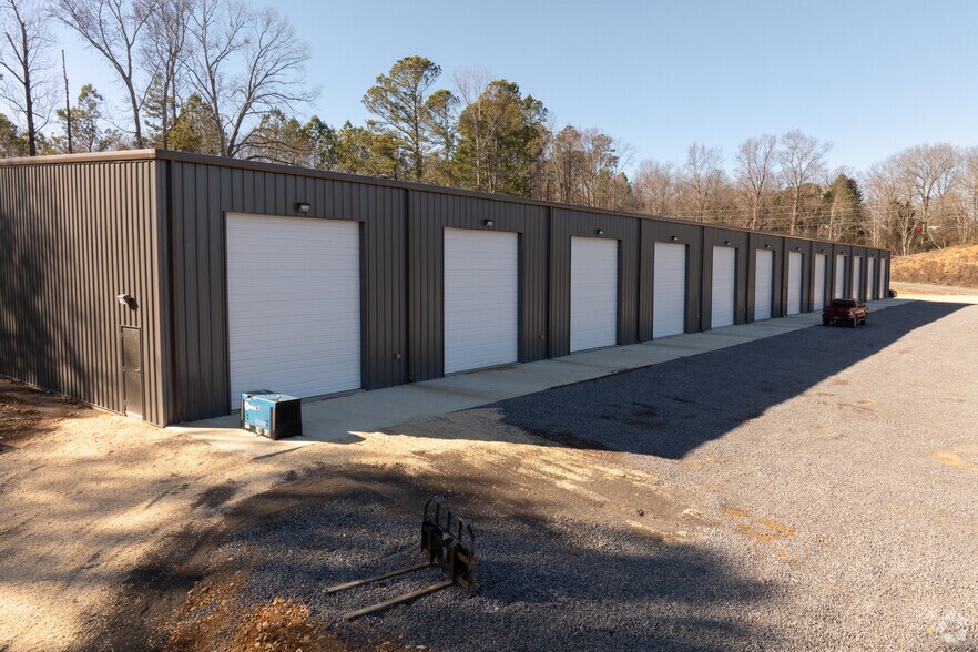 More Photos Of 112 Pine Ridge Rd, Pell City Warehouse For Lease