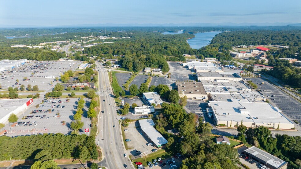 More Photos Of 1358 Plaza Dr, Gainesville Freestanding For Sale