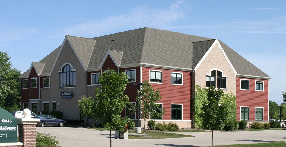 More Photos Of 10345 N Port Washington Rd, Mequon Office For Lease