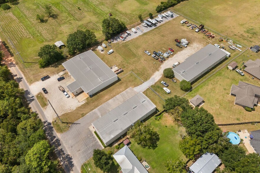 More Photos Of , Lillian Industrial For Sale