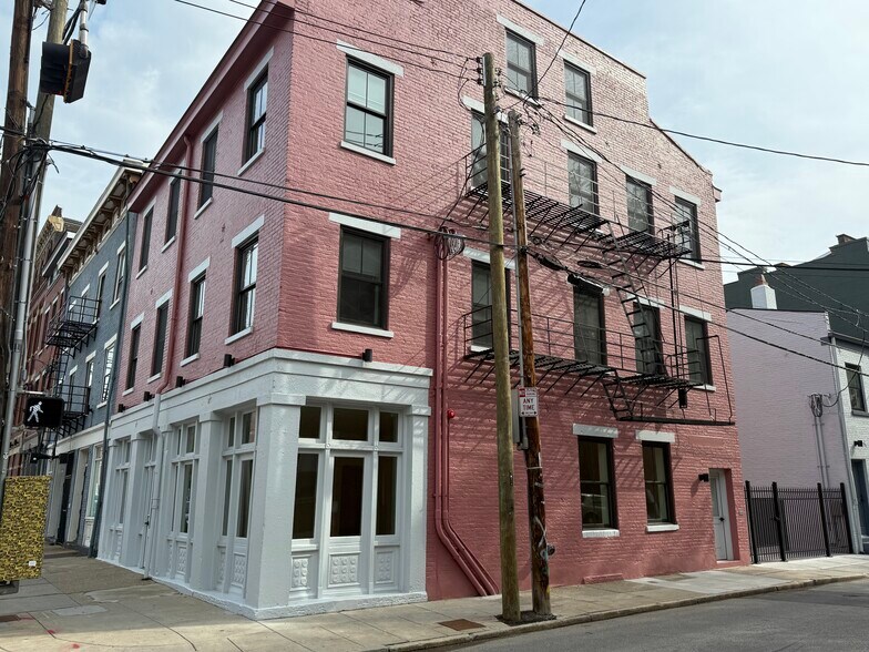 More Photos Of 1400 Walnut St, Cincinnati Apartments For Lease