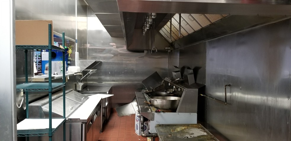 More Photos Of 7500-7558 Annapolis Rd, Lanham Unknown For Lease