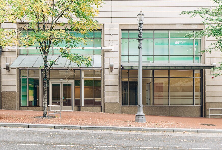 More Photos Of 545 SW Taylor St, Portland Hotel For Lease