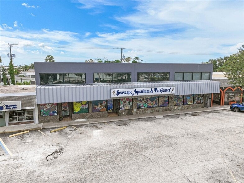 Primary Photo Of 2160 Gulf Gate Dr, Sarasota Storefront For Sale