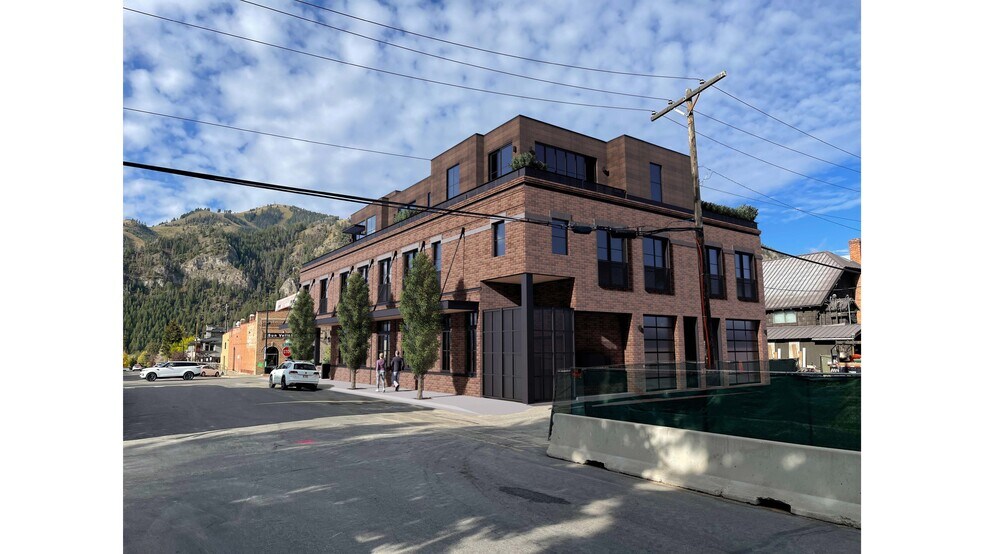 More Photos Of 200 N Main St, Ketchum Restaurant For Lease