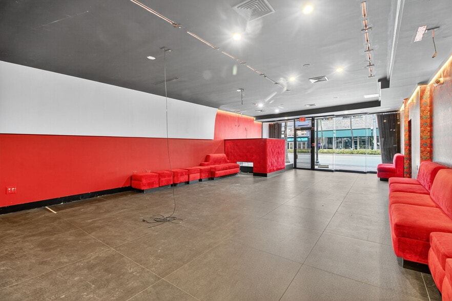 More Photos Of 1220-1220 Washington Ave, Miami Beach Restaurant For Lease