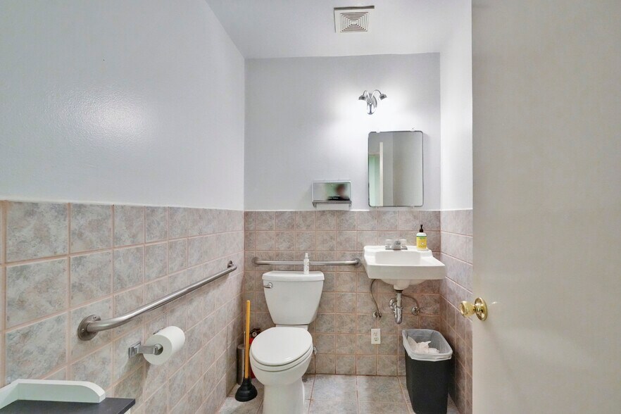 More Photos Of , San Dimas Office For Sale