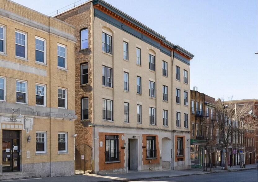 Primary Photo Of 208-210 Main St, Poughkeepsie Apartments For Sale