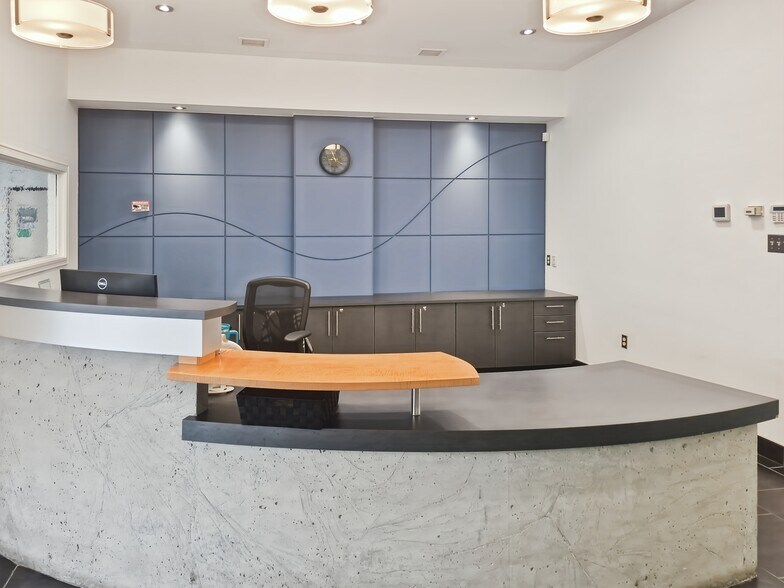 More Photos Of 335 Hoffer Dr, Regina Coworking Space