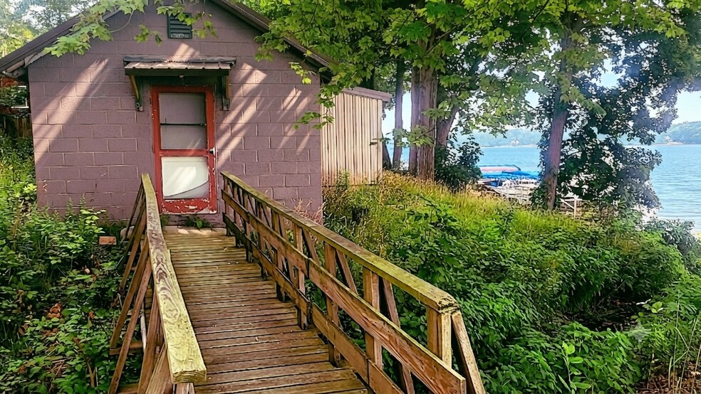 More Photos Of 4163 W Lake Rd, Silver Springs Trailer Camper Park For Sale