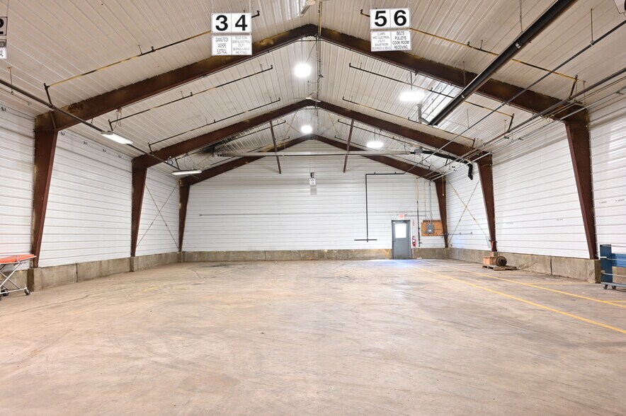 More Photos Of 680 E John St, Markesan Warehouse For Sale