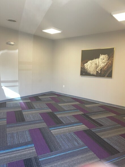 More Photos Of 2044 South Blvd, Rochester Hills Medical For Lease