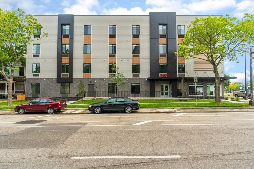 More Photos Of 1935 Park Ave, Minneapolis Apartments For Sale