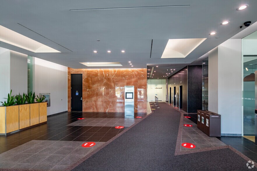 More Photos Of 5060 Spectrum Way, Mississauga Office For Lease