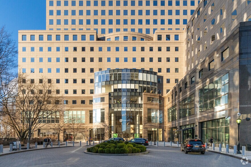 More Photos Of 225 Liberty St, New York Office For Lease