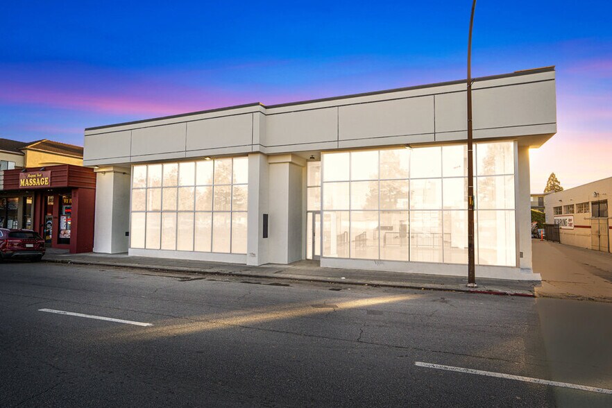 More Photos Of 1802-1808 El Camino Real, Redwood City General Retail For Lease