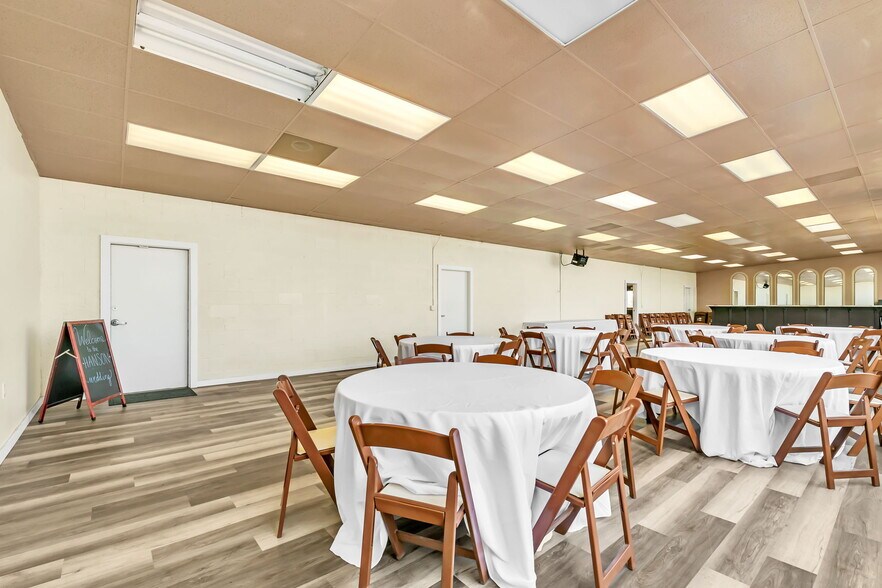 More Photos Of 31414 Harris Dr, Harrisburg Lodge Meeting Hall For Sale