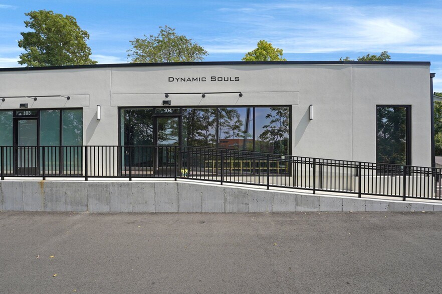 More Photos Of 2125 W 5th Ave, Columbus Storefront For Lease