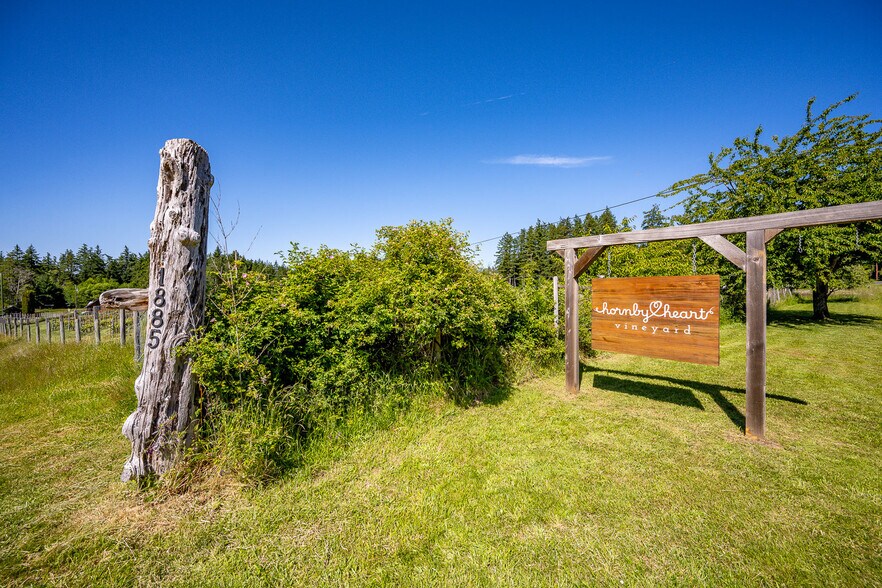 More Photos Of 1885 Central Rd, Hornby Island Land For Sale