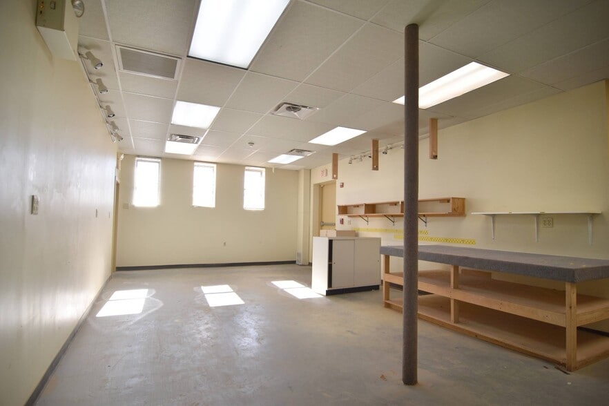 More Photos Of 862 Charles St, Providence Medical For Sale