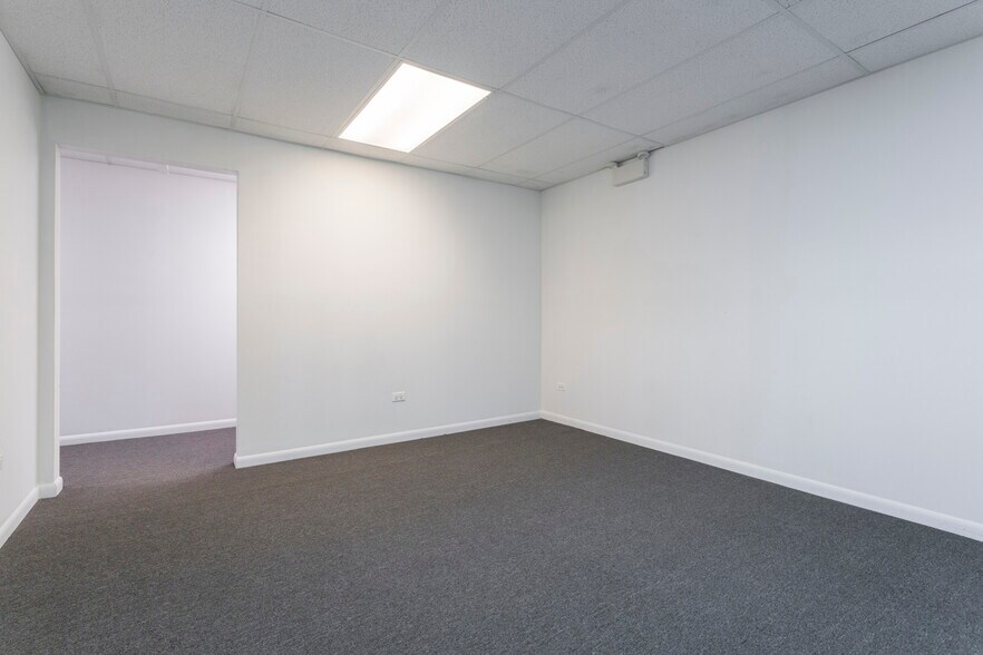 More Photos Of 1835 N 19th Ave, Melrose Park Medical For Lease