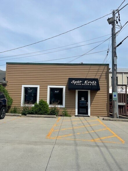 More Photos Of 322 Hamilton St, Geneva Unknown For Lease