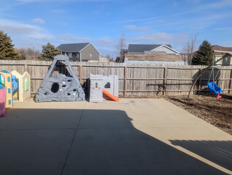 More Photos Of 2 River Run Rd, Downs Daycare Center For Lease