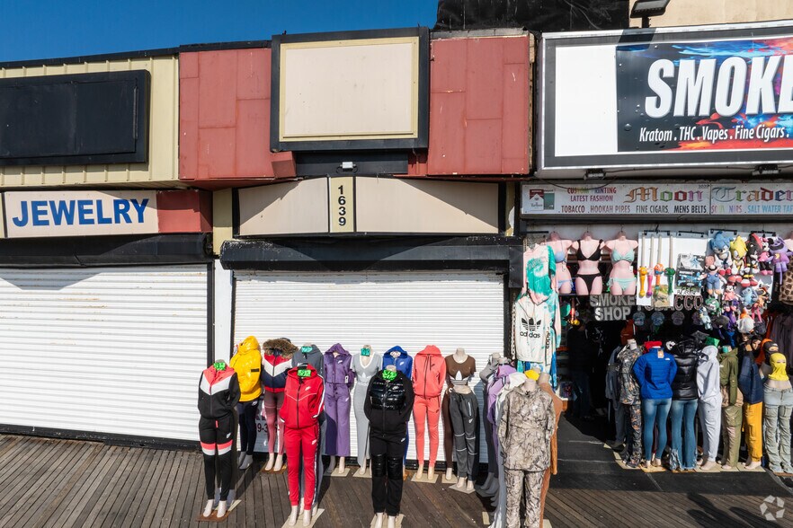 More Photos Of 1639 Boardwalk, Atlantic City General Retail For Lease