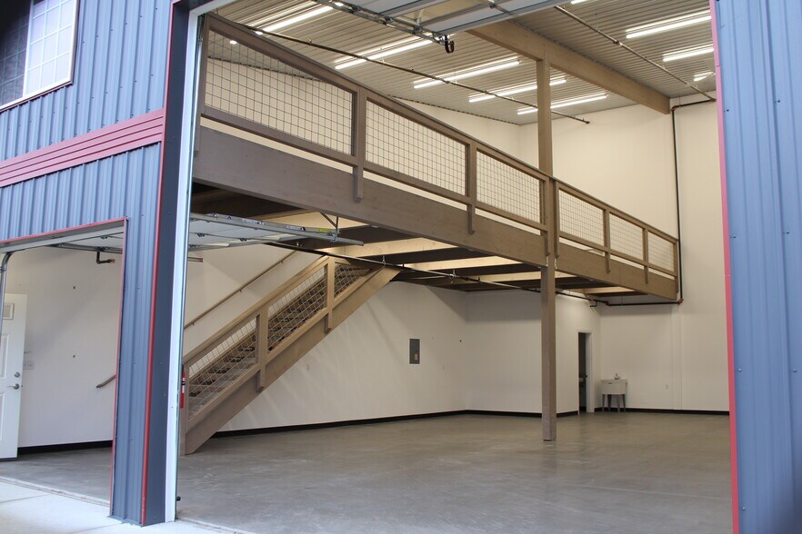 More Photos Of 1929 Baltic Way, Ferndale Distribution For Sale