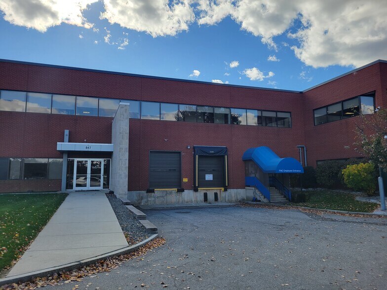 More Photos Of 847 Rogers St, Lowell Medical For Lease