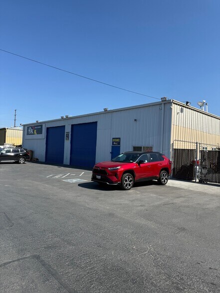 More Photos Of 230 Umbarger Rd, San Jose Service For Sale