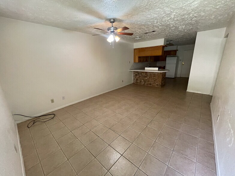 More Photos Of 704 Cline St, Huntsville Apartments For Sale