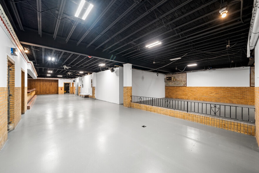 More Photos Of 379 Cherry St, Pottstown Flex For Lease