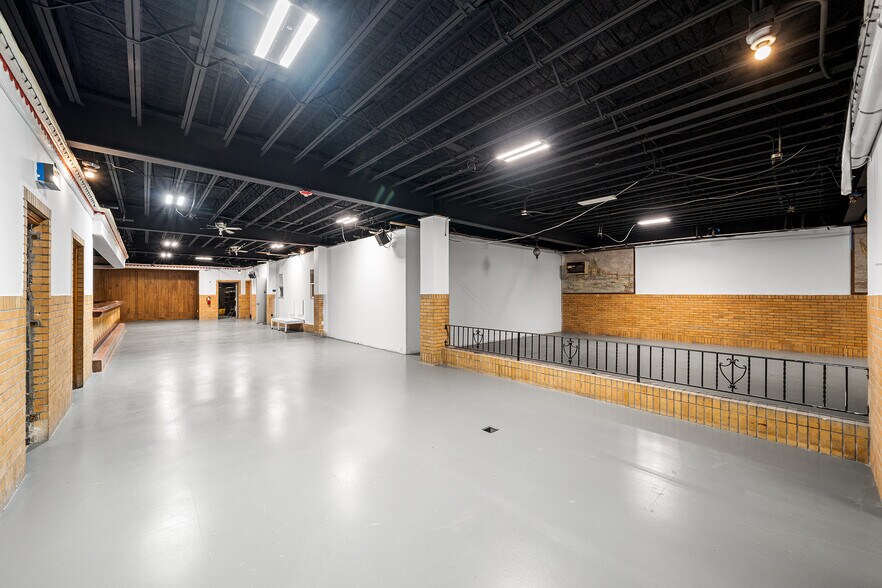 More Photos Of 379 Cherry St, Pottstown Flex For Lease