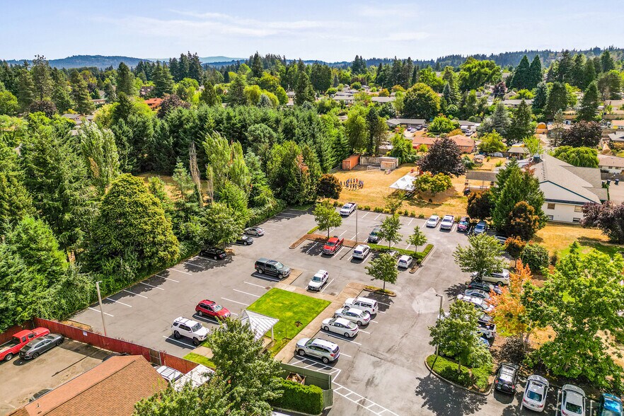 More Photos Of 6902 SE Lake Rd, Milwaukie Medical For Lease