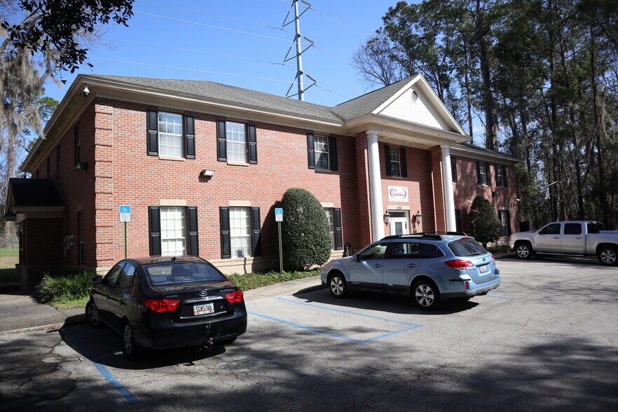 More Photos Of 1974 Commonwealth Ln, Tallahassee Office Residential For Sale